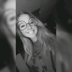 Meet your Posher, Shelby